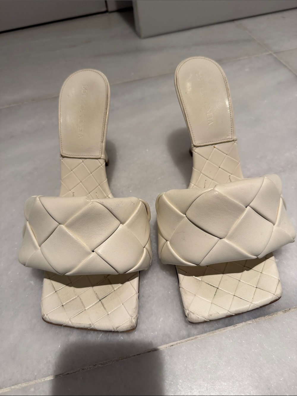 Bottega Veneta Cream Intrecciato Padded Slide Mules